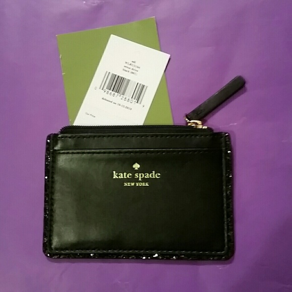 kate spade Handbags - New Kate Spade Seton Hall card holder
